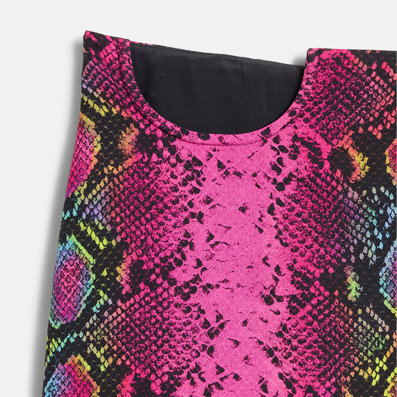 Superfleamarket_Gabriela_Moussiaeff_clothes_Versace_mini_skirt_snakeprint_neon_pink_shop(3).jpg (1)